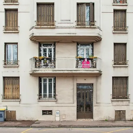 Spacieux Renove Centre Gare 2pers